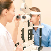 Angiopatia oka – co to jest? Najważniejsze informacje